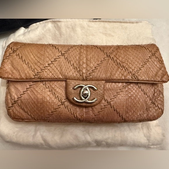 Chanel Ultimate Stitch Flap Snakeskin Crossbody Bag - Picture 13 of 16